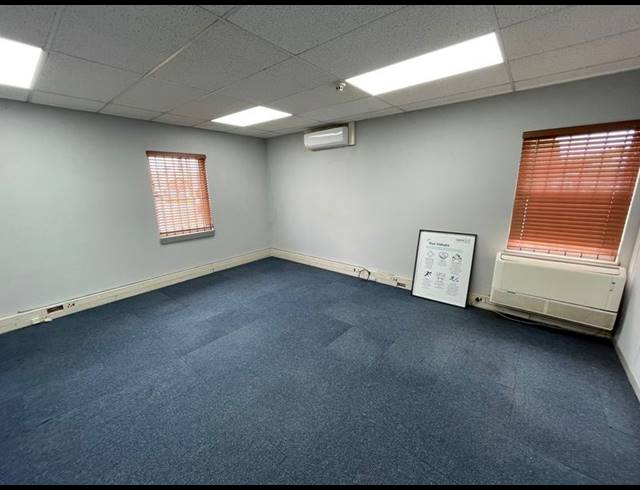 BUSINESS PROPERTY TO RENT IN DIE HOEWES